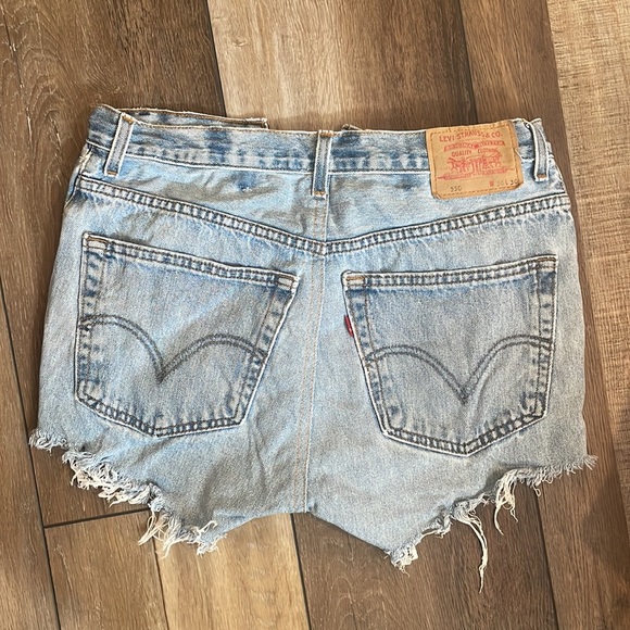 Vintage Levi’s 501 shorts size 28 waist - Picture 1 of 2